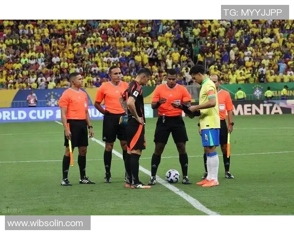 巴西与巴拉圭足球比赛最新比分及精彩瞬间回顾